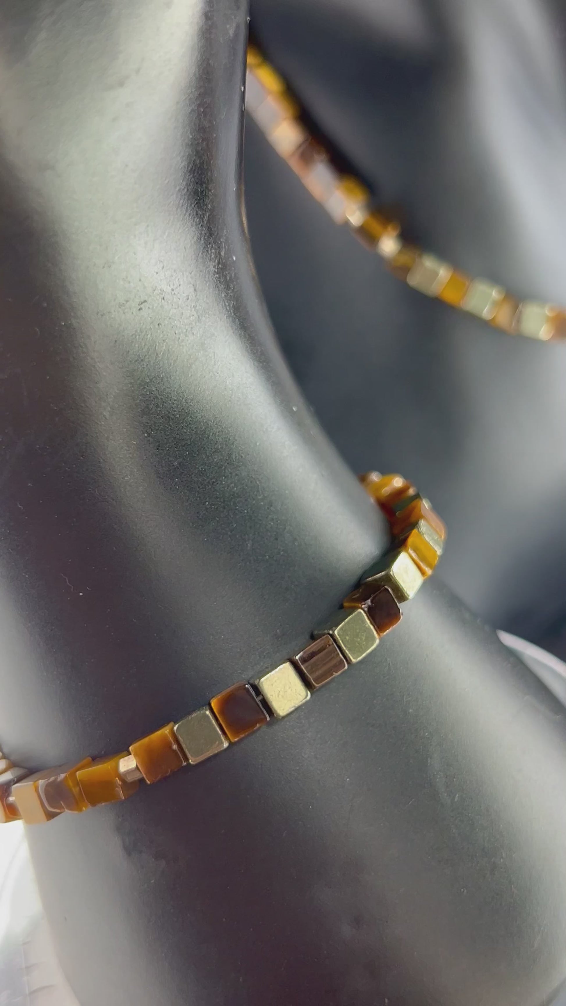 Tigerauge Halskette und Armband, natürliches Edelstein Schmuckset 925er Silber, Solar Plexuschakra Meditationsenergi.