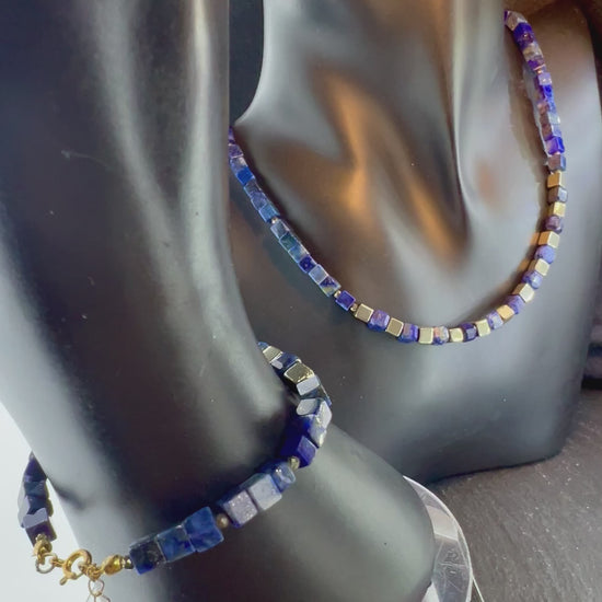 Lapislazuli Halskette und Armband, natürliches Edelstein Schmuckset 925er Silber vergoldet, Drittenaugechakra Meditationsenergie.