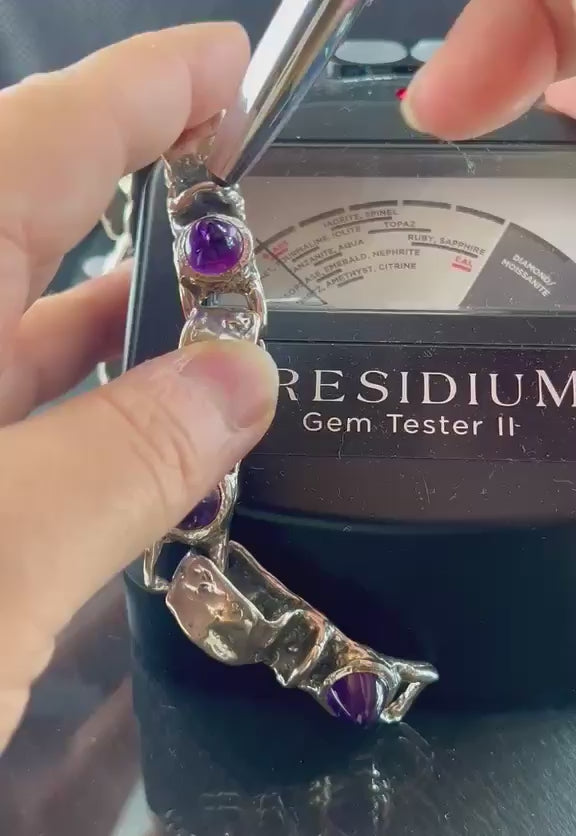 Schweres Vintage-Armband aus 835er Silber, massiv mit natürlichen Amethyst-Edelsteinen, Heilenergie des Dritten Auge-Chakras.
