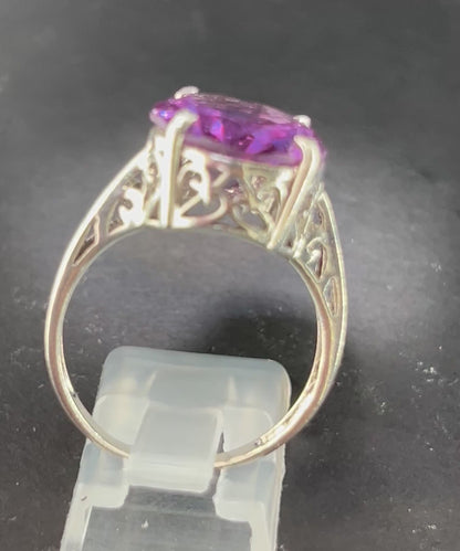 Vintage 1990s lila Saphir Ring, riesige 13.5mm Saphir Juwel, 925er Silber.