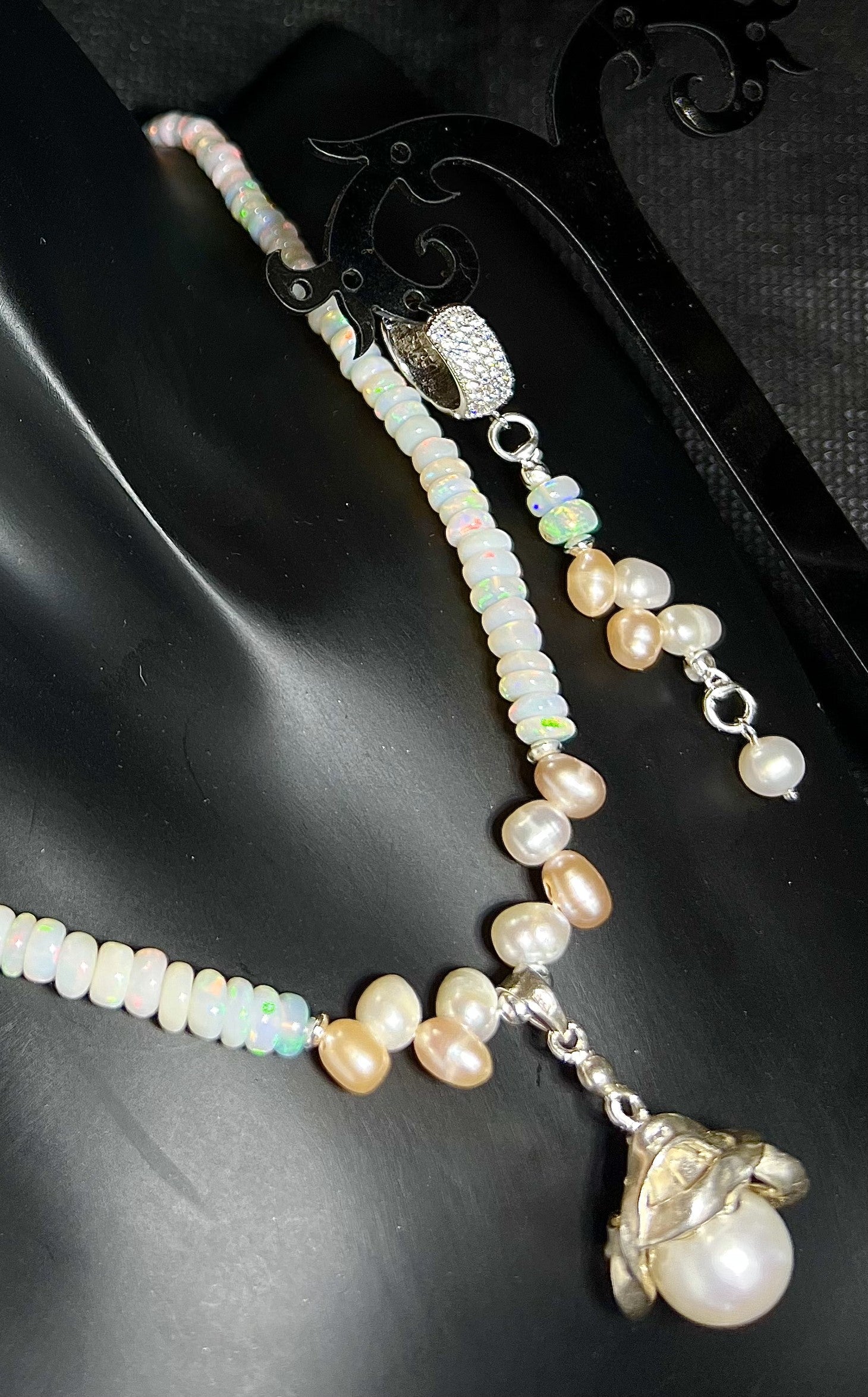 Natürliche Weiße Opal-Halskette Und Ohrringe Edelsteinschmuck Kronenchakra-Meditationsenergie