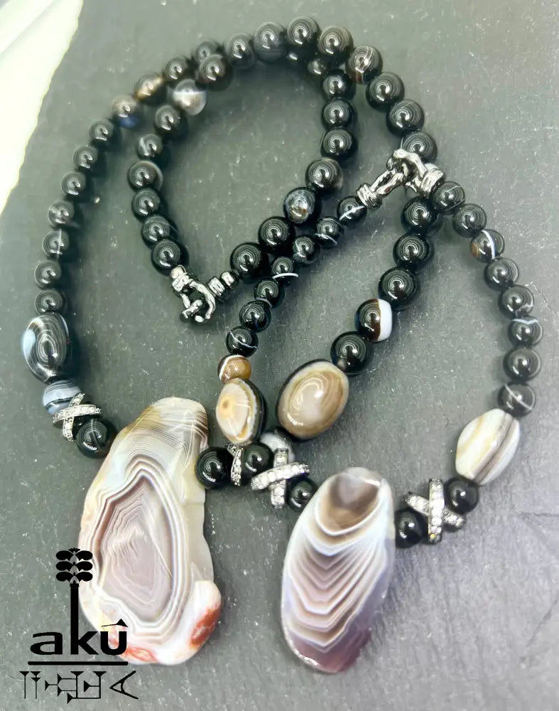 Schmuckset Sulemani Achat – Halskette und Armband mit natürlichen Rohstein-Anhängern