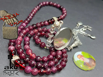 Tasbih aus natürlichem Granat, 99 Perlen, personalisierbares Medaillon, Gebetskette für Dhikr, Gebetskette