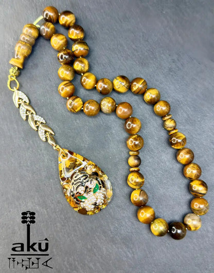 Tigerauge Tasbih mit vergoldeter Tigerquaste und modernem ausdrucksstarkem Design Tasbih