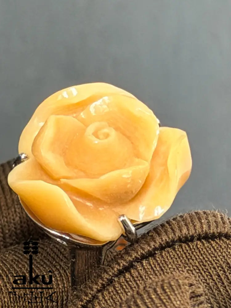 Vintage 925 Silberring mit handgeschnitzter Hornrose