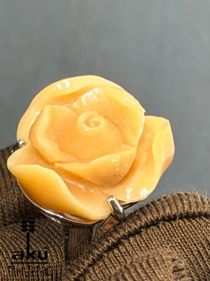 Vintage 925 Silberring mit handgeschnitzter Hornrose