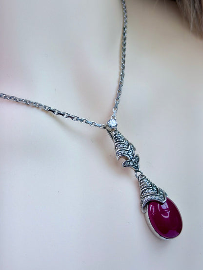 Vintage Halskette (1980er), 925 Silber, synthetischer weinroter Anhänger
